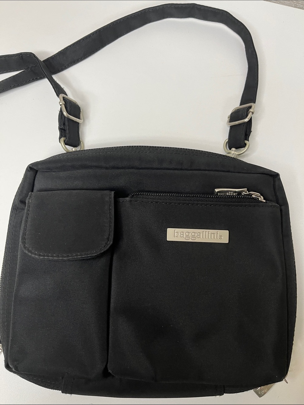 Baggallini Black Nylon Crossbody with Front Pockets
